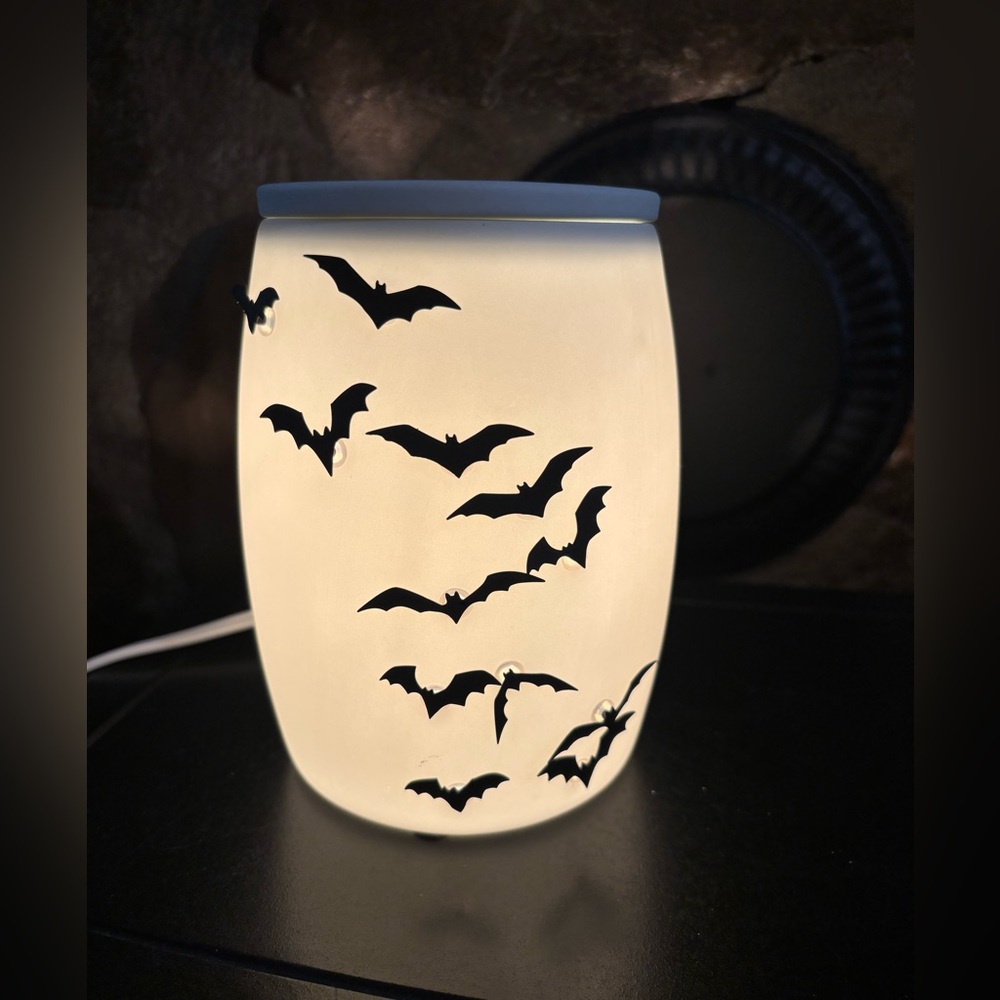 Let’s Get Batty wax warmer from Scentsy